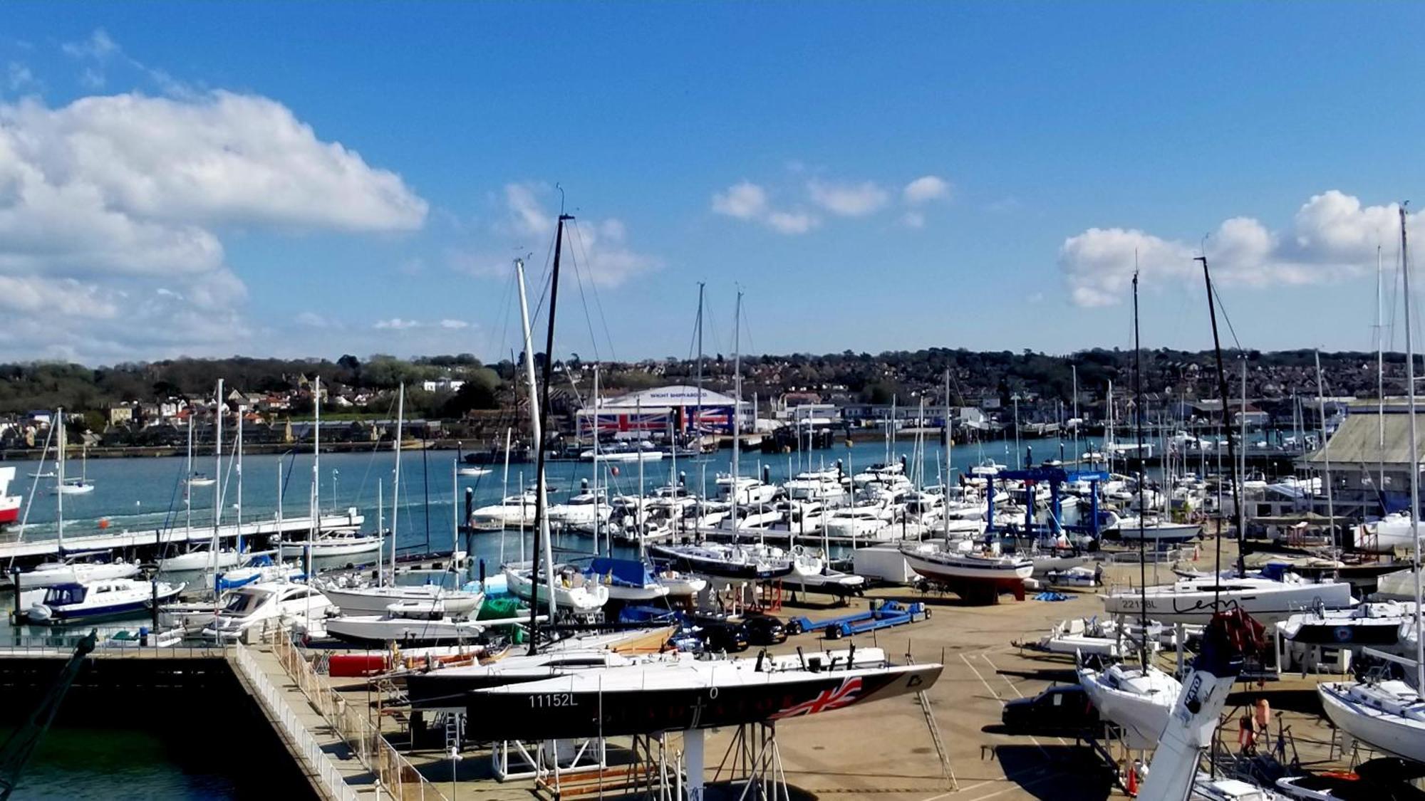 Pinnacle Suites Hotel Cowes (Isle of Wight) Exterior foto