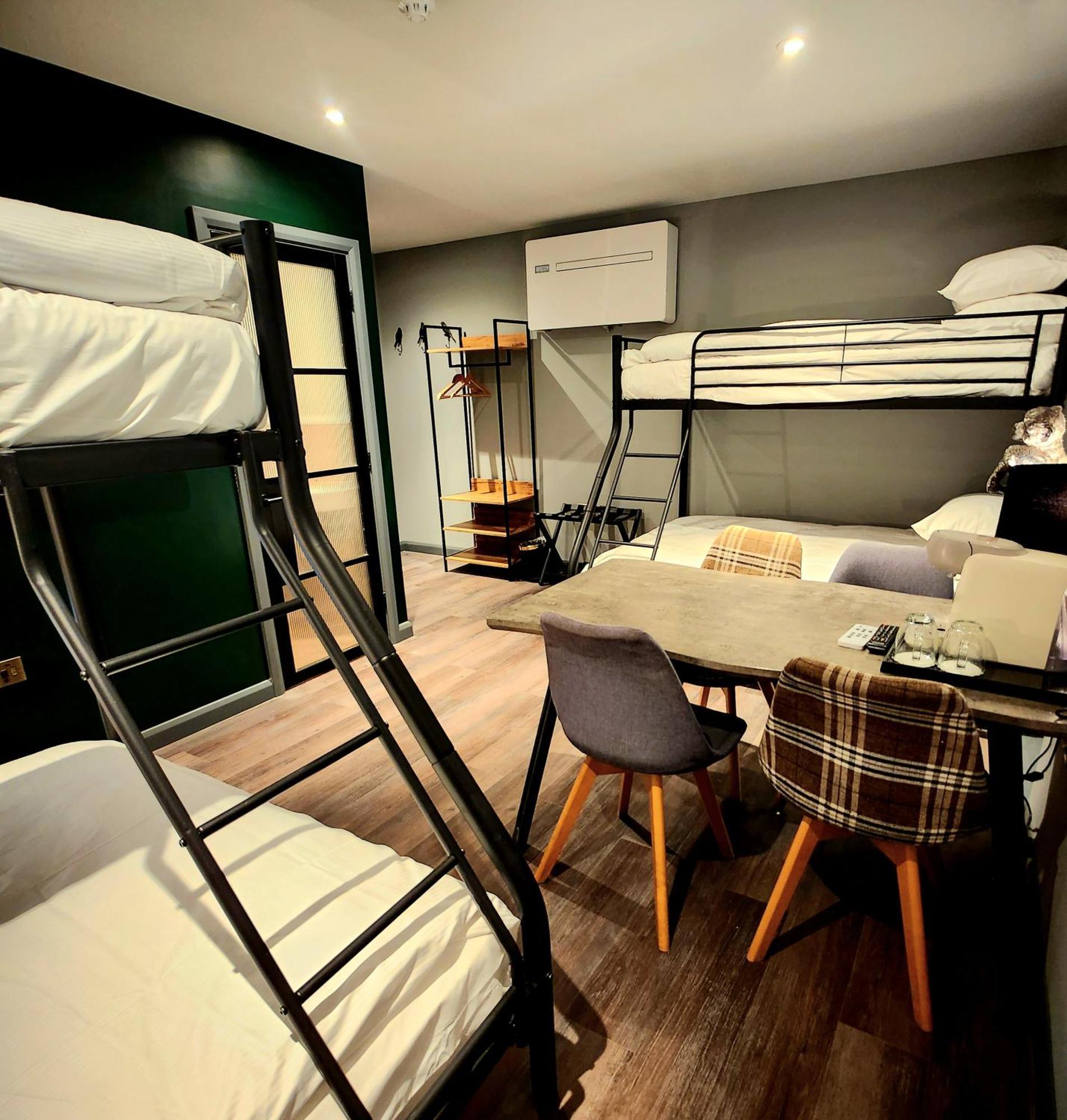 Pinnacle Suites Hotel Cowes (Isle of Wight) Exterior foto